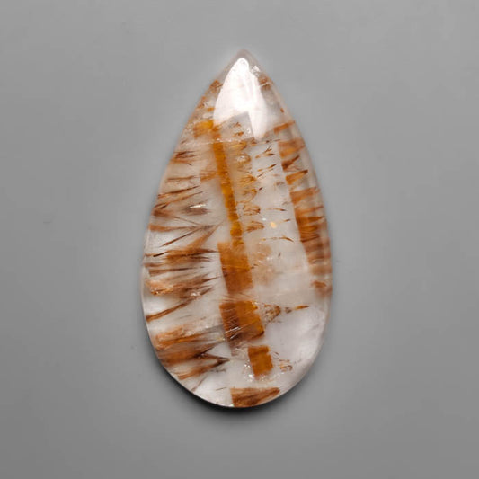 Cacoxenite,Quartz