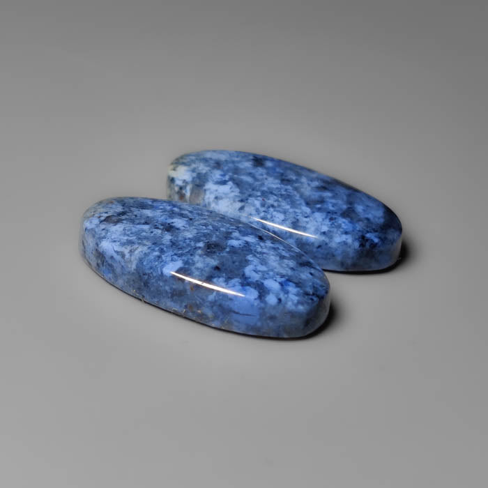Dumortierites Pair
