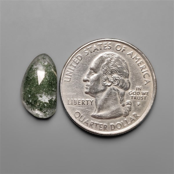 Chlorite in Quartz Rose Cut