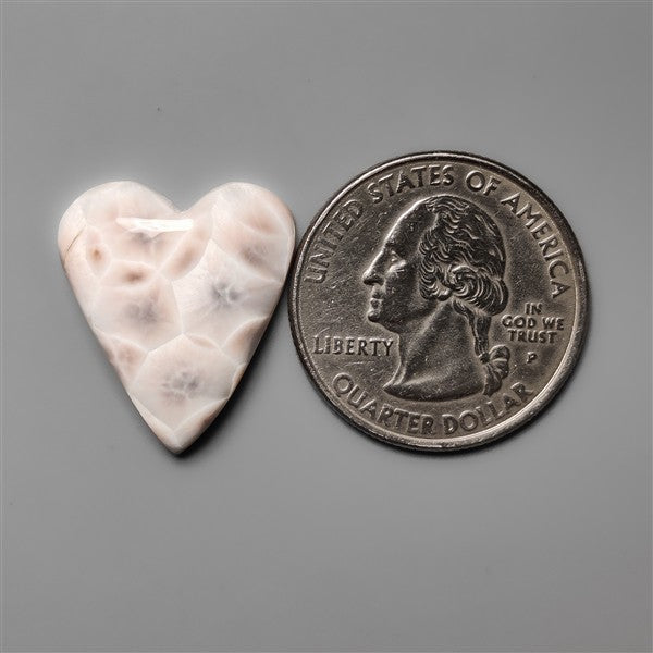 Thomsonite Heart Carving