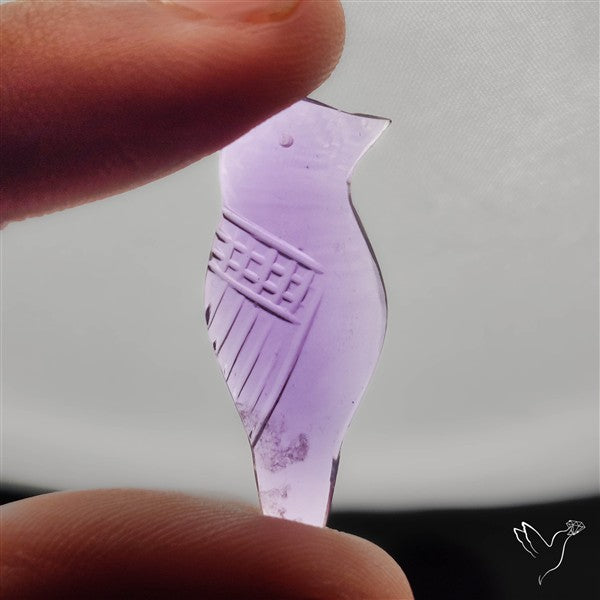 Handcarved Amethyst Sitting Bird