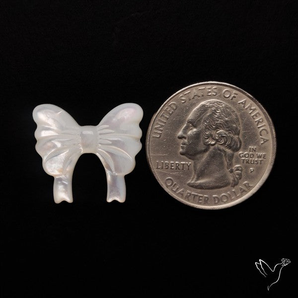 Mother Of Pearl Bow Tie Carving
