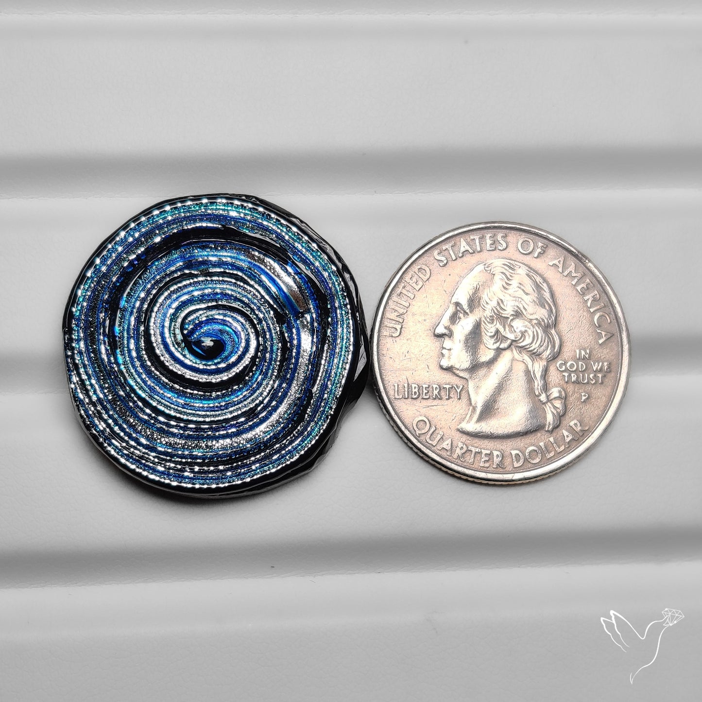 Dichroic Glass Artistic Spiral Carving