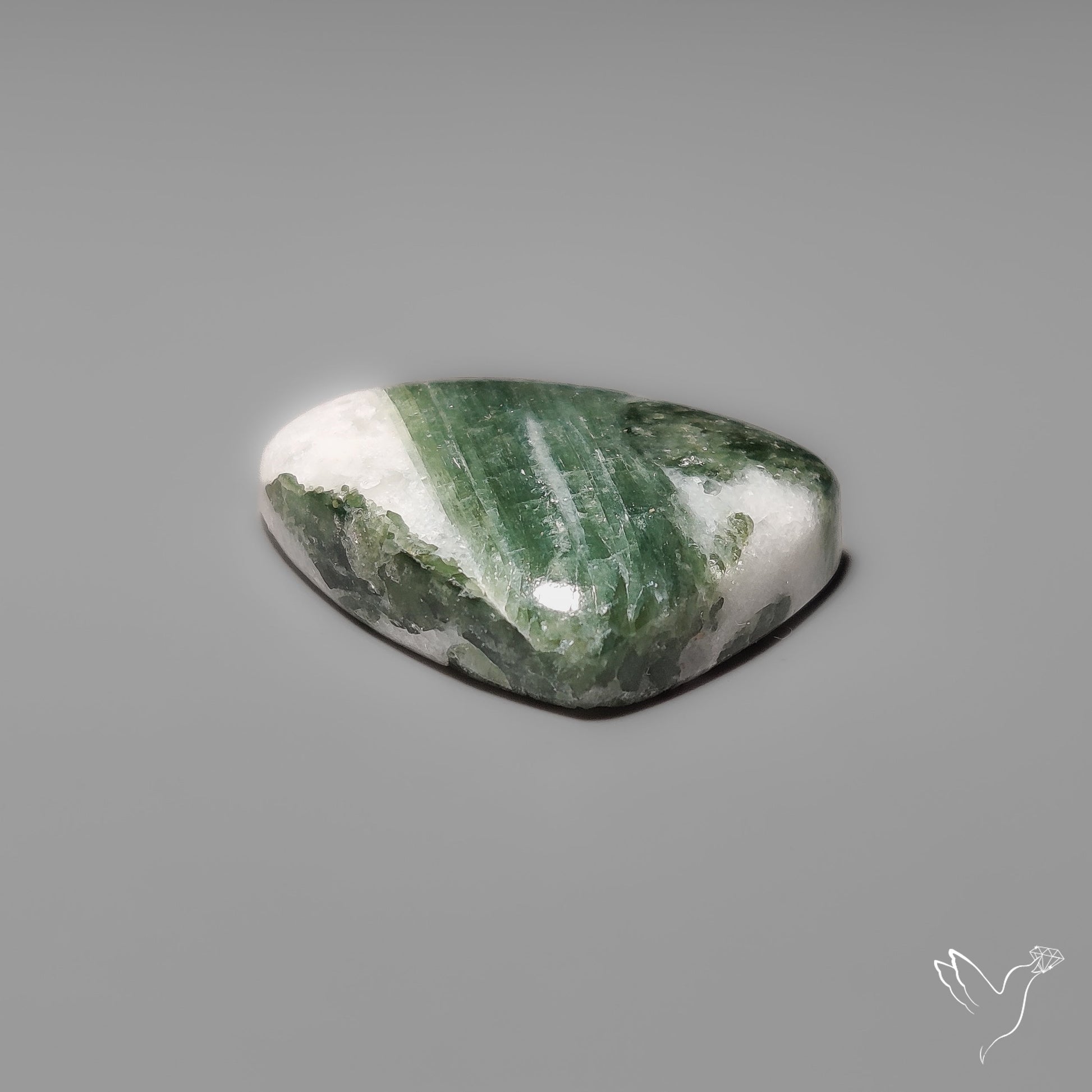Flashy Green Tourmaline in Quartz