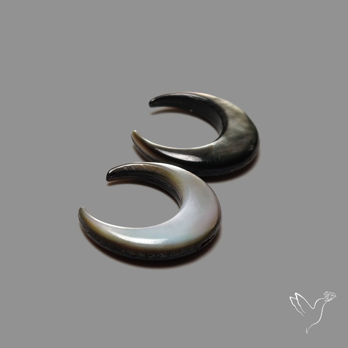 Tahitian Black Mother Of Pearl Crescents Pair