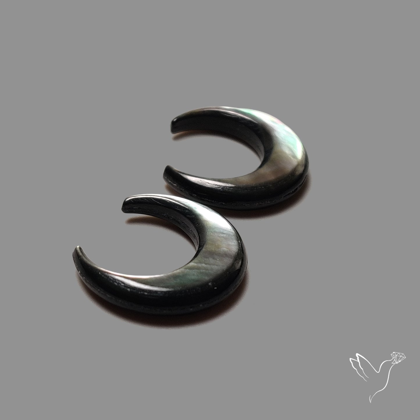Tahitian Black Mother Of Pearl Crescents Pair