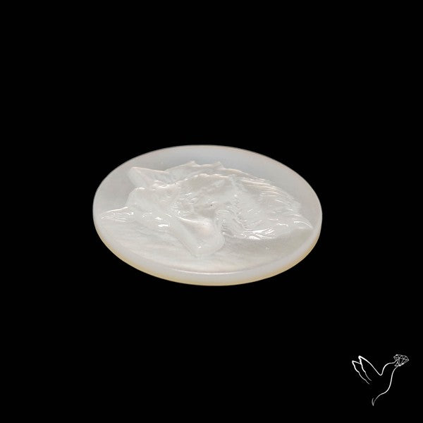Mother Of Pearl Wolf Head Carving