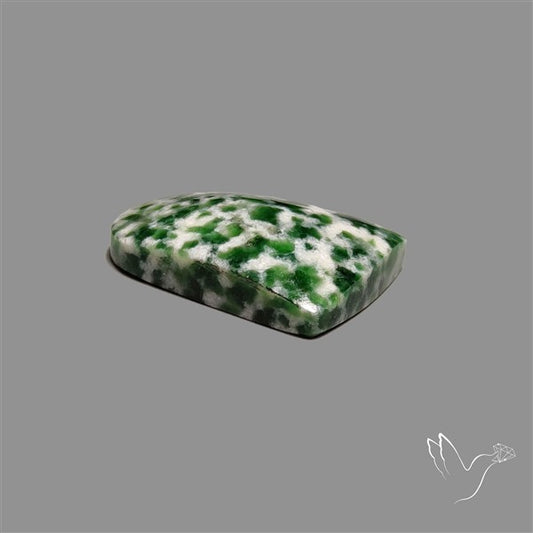 Chrome Diopside In Quartz Cabochon