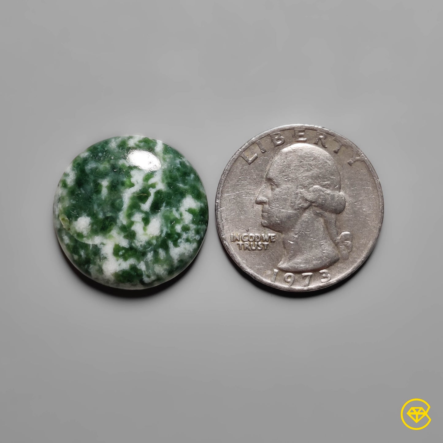 Chrome Diopside|Quartz