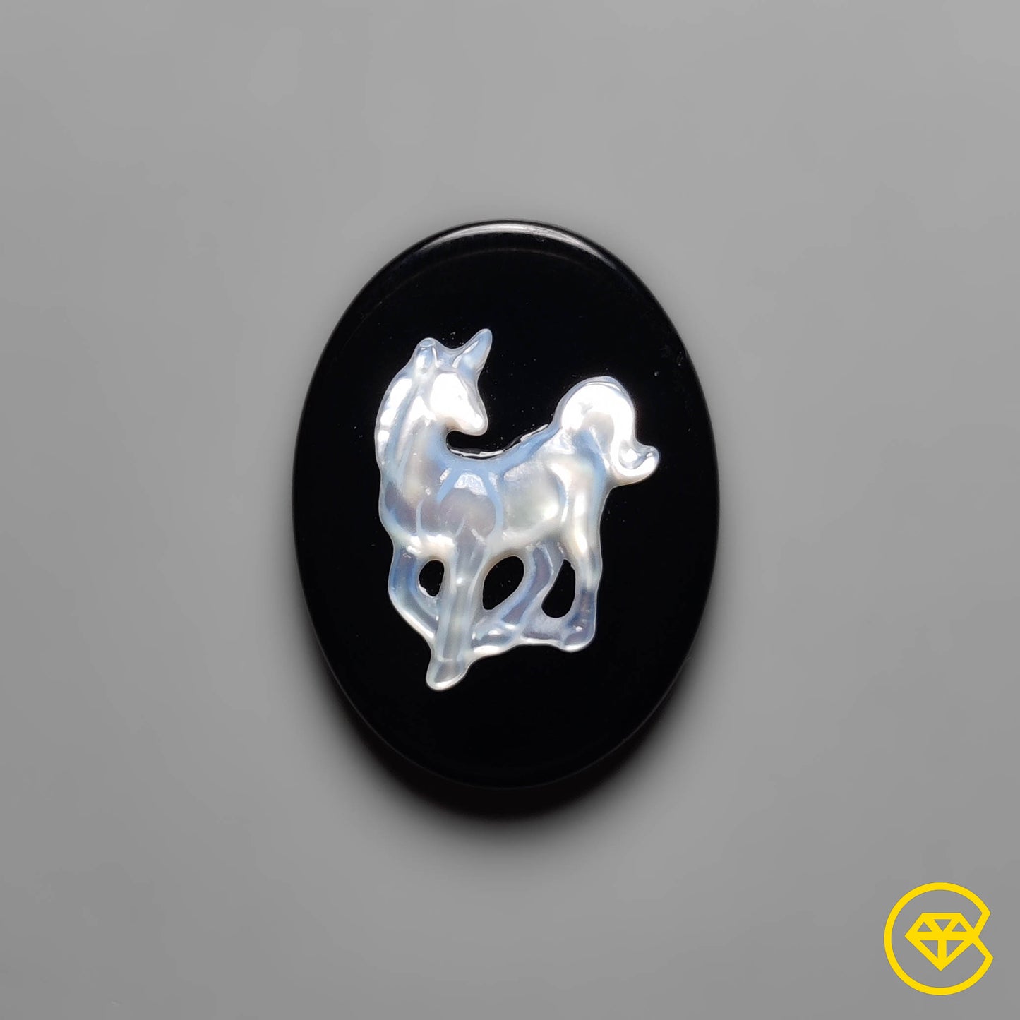 Mother Of Pearl|Onyx