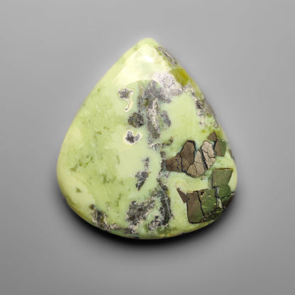 Serpentine,Pyrite