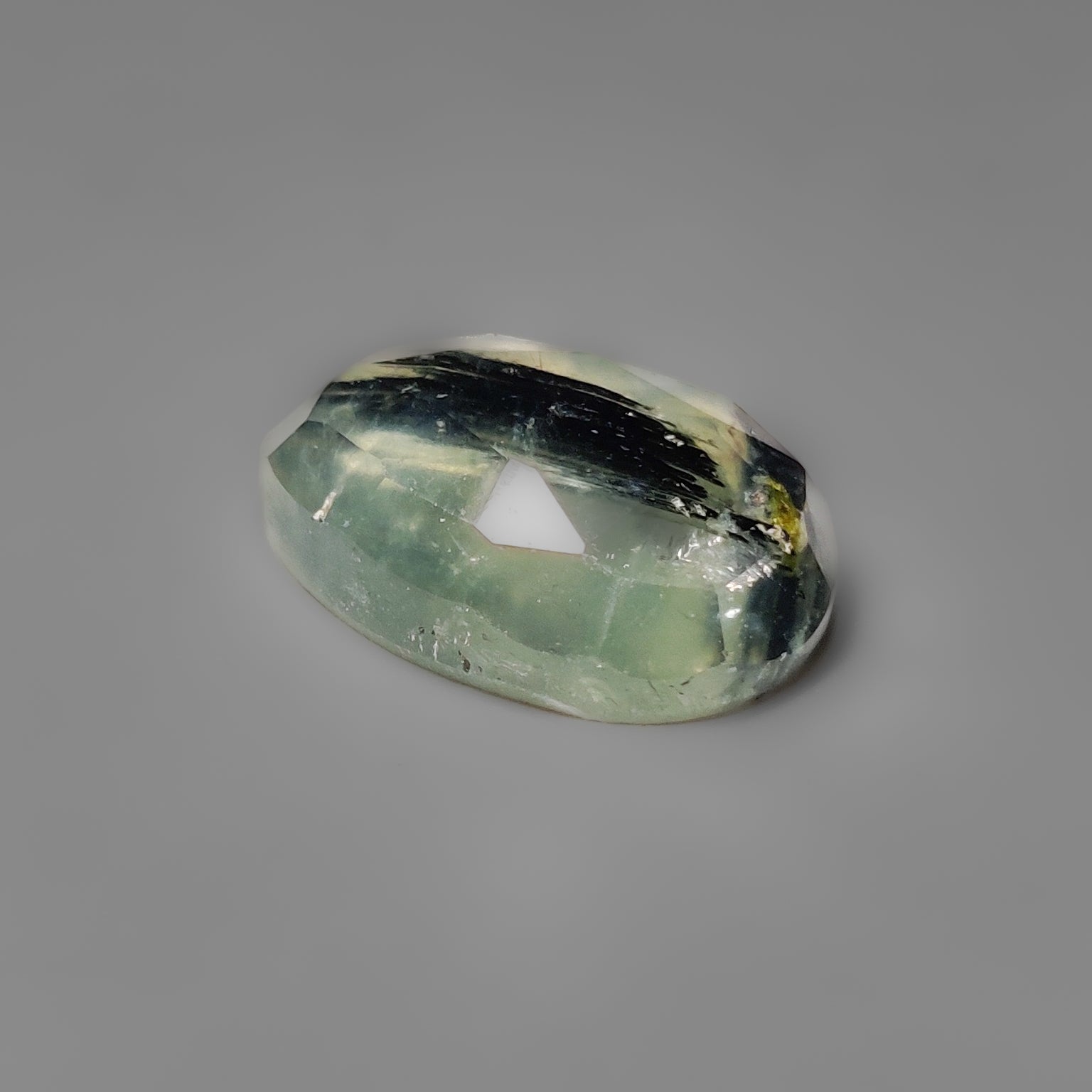 Tourmaline,Prehnite
