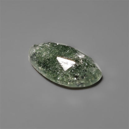 Chlorite in Quartz Rose Cut