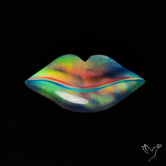 Aurora Opal Doublet Lips Carving