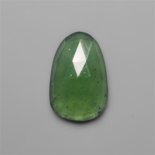 Rose Cut Gemmy Serpentine