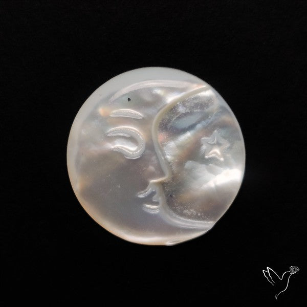 Mother Of Pearl Moonface Carving