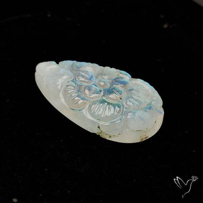 Rainbow Moonstone Mughal Carving