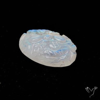 Rainbow Moonstone Mughal Carving