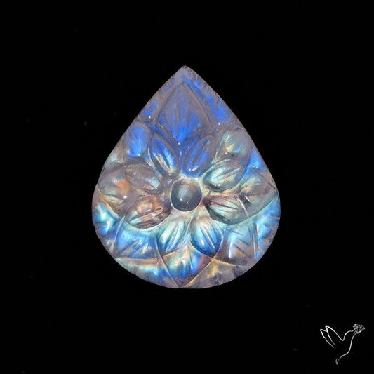 Rainbow Moonstone Mughal Carving