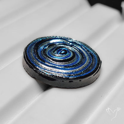 Dichroic Glass Artistic Spiral Carving