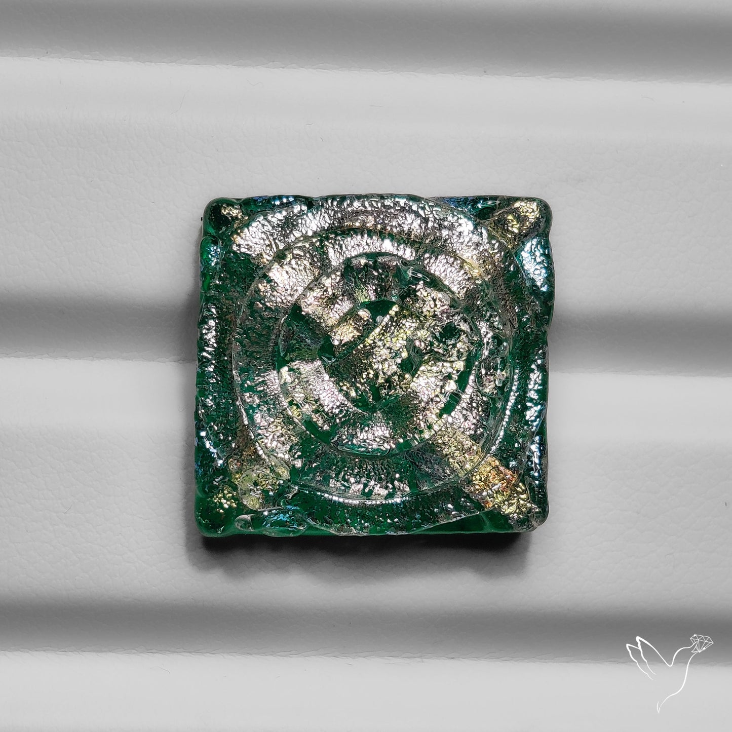 Dichroic Glass Artistic Spiral Carving