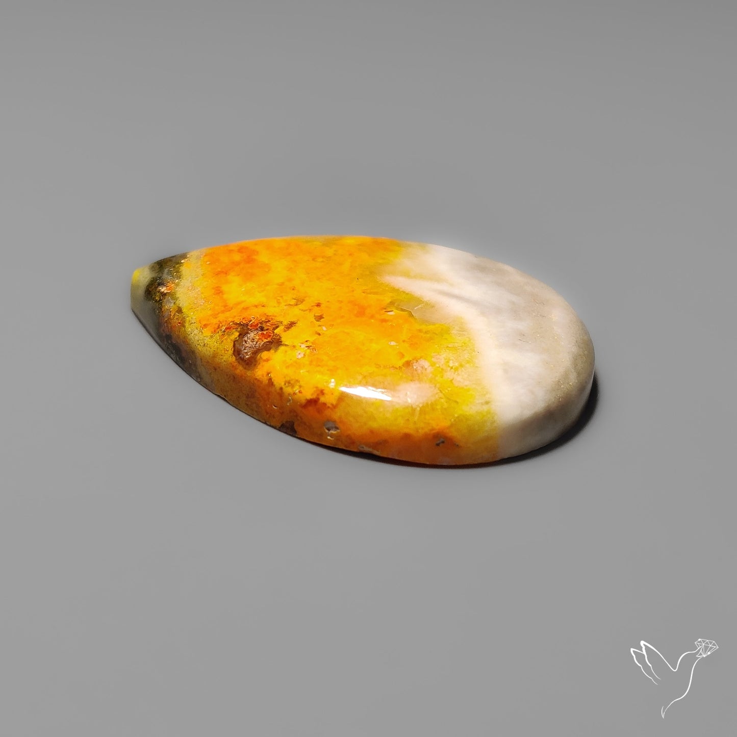 Bumble Bee Jasper
