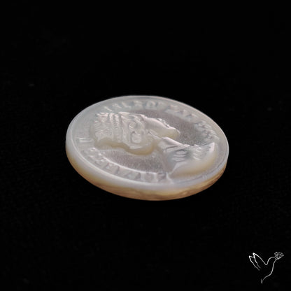 Mother Of Pearl Queen Carving