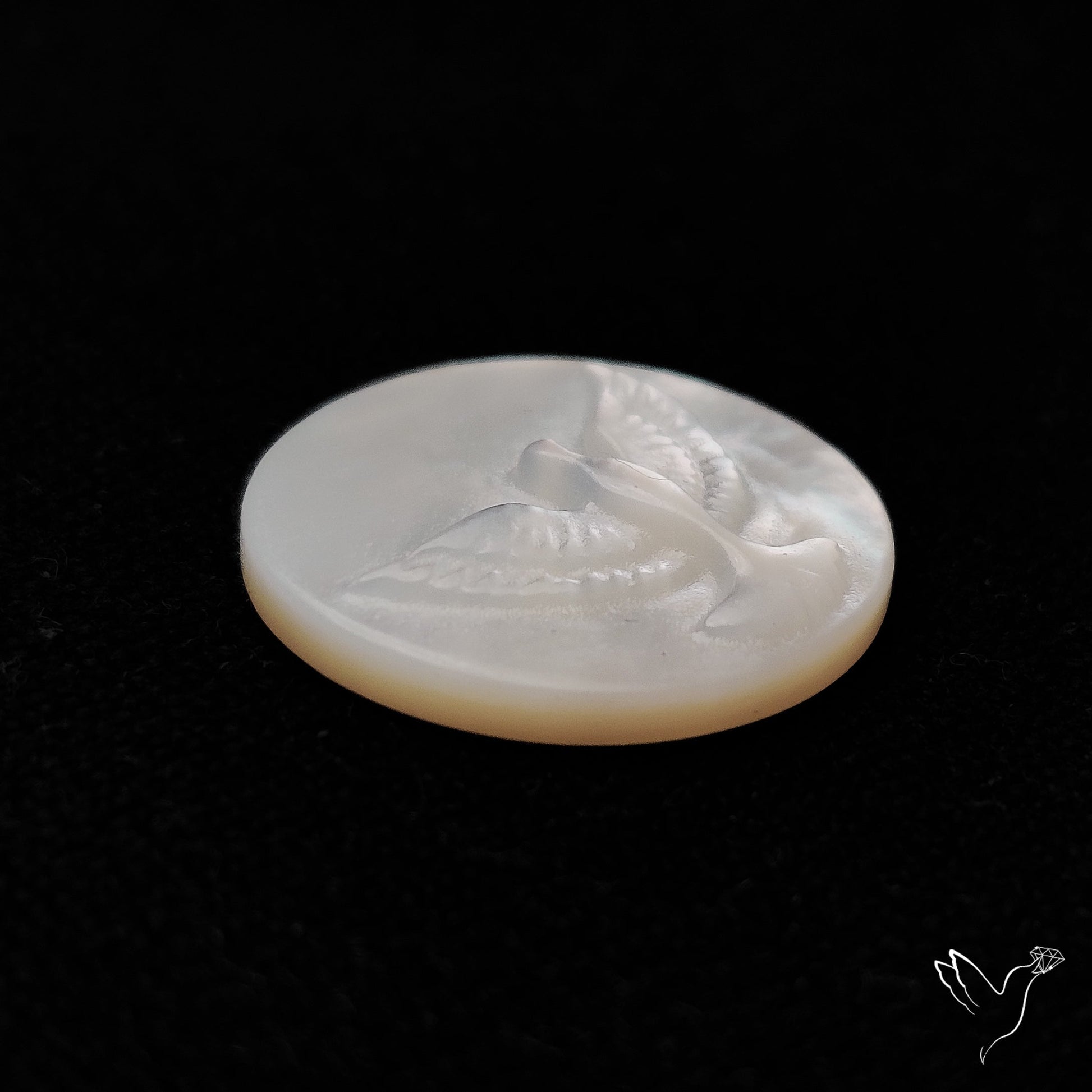 Mother Of Pearl Flying Bird Carving