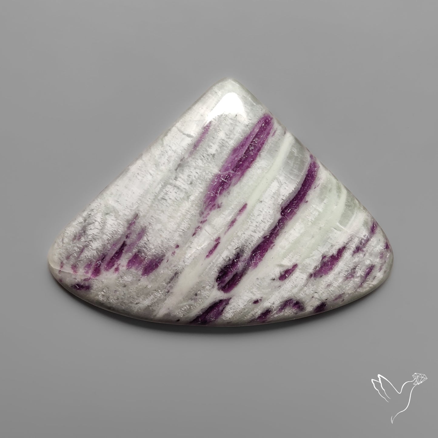 Kammererite Cabochon