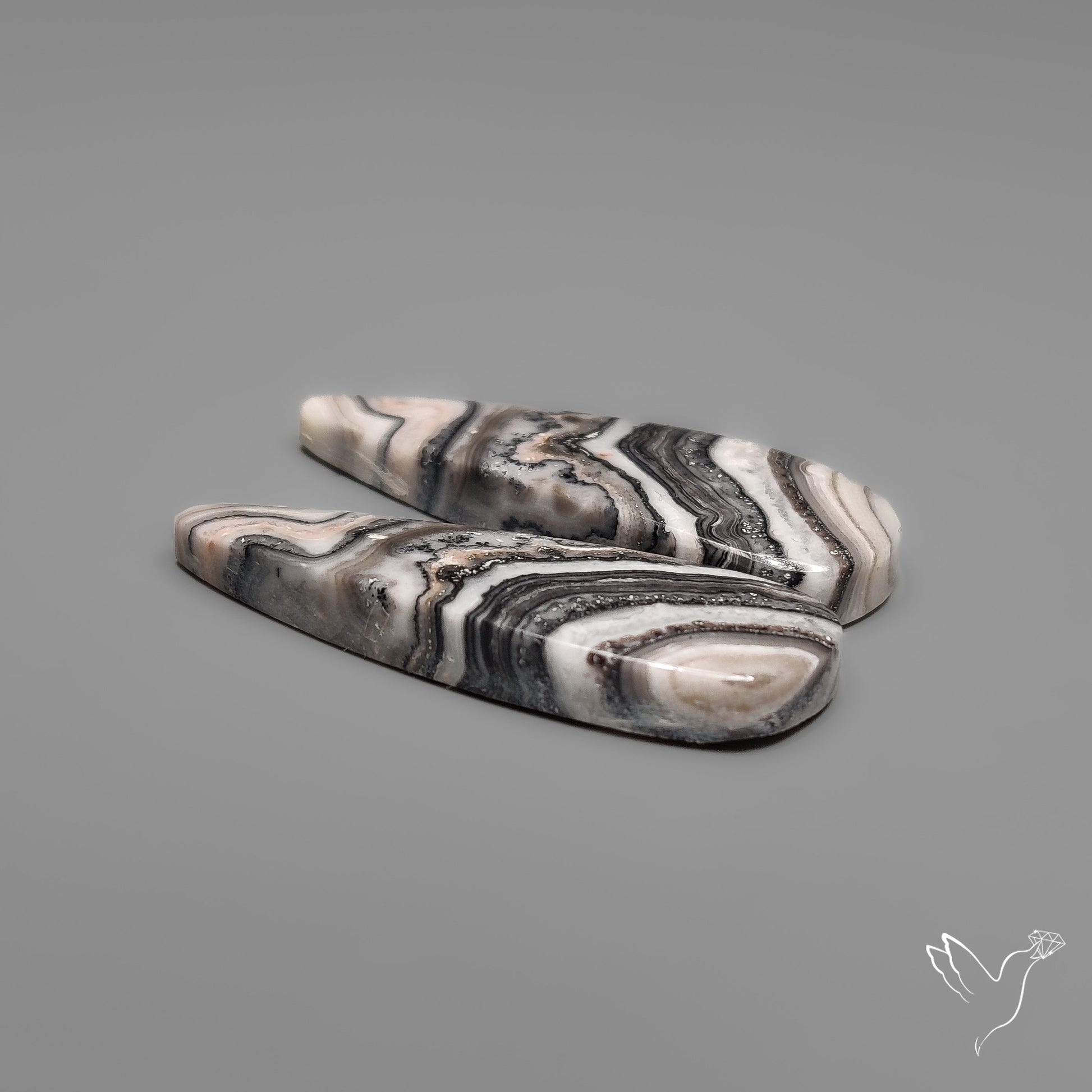 Phantom Calcites Pair