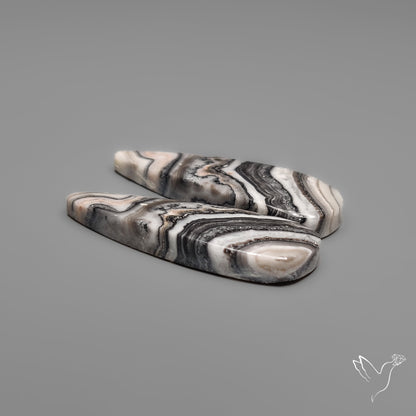 Phantom Calcites Pair