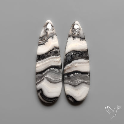 Phantom Calcites Pair