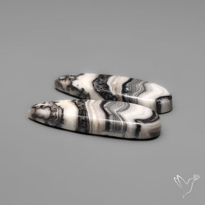 Phantom Calcites Pair