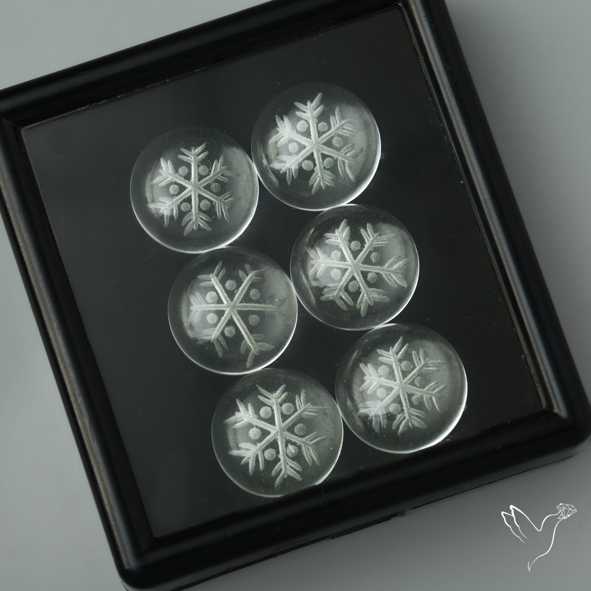 Intaglio Reverse Carving Round Himalayan Quartz Set