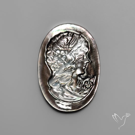 Black Mother Of Pearl Woman Cameo Carving