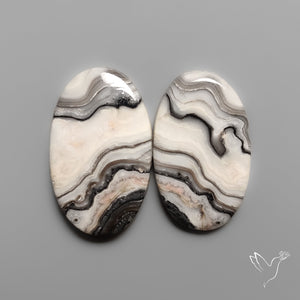 Phantom Calcites Pair