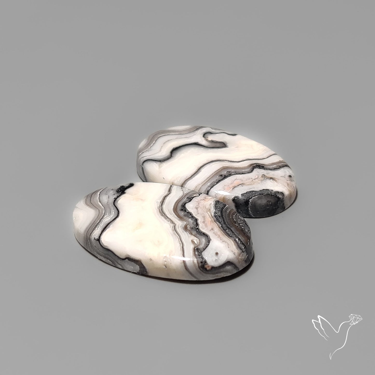 Phantom Calcites Pair