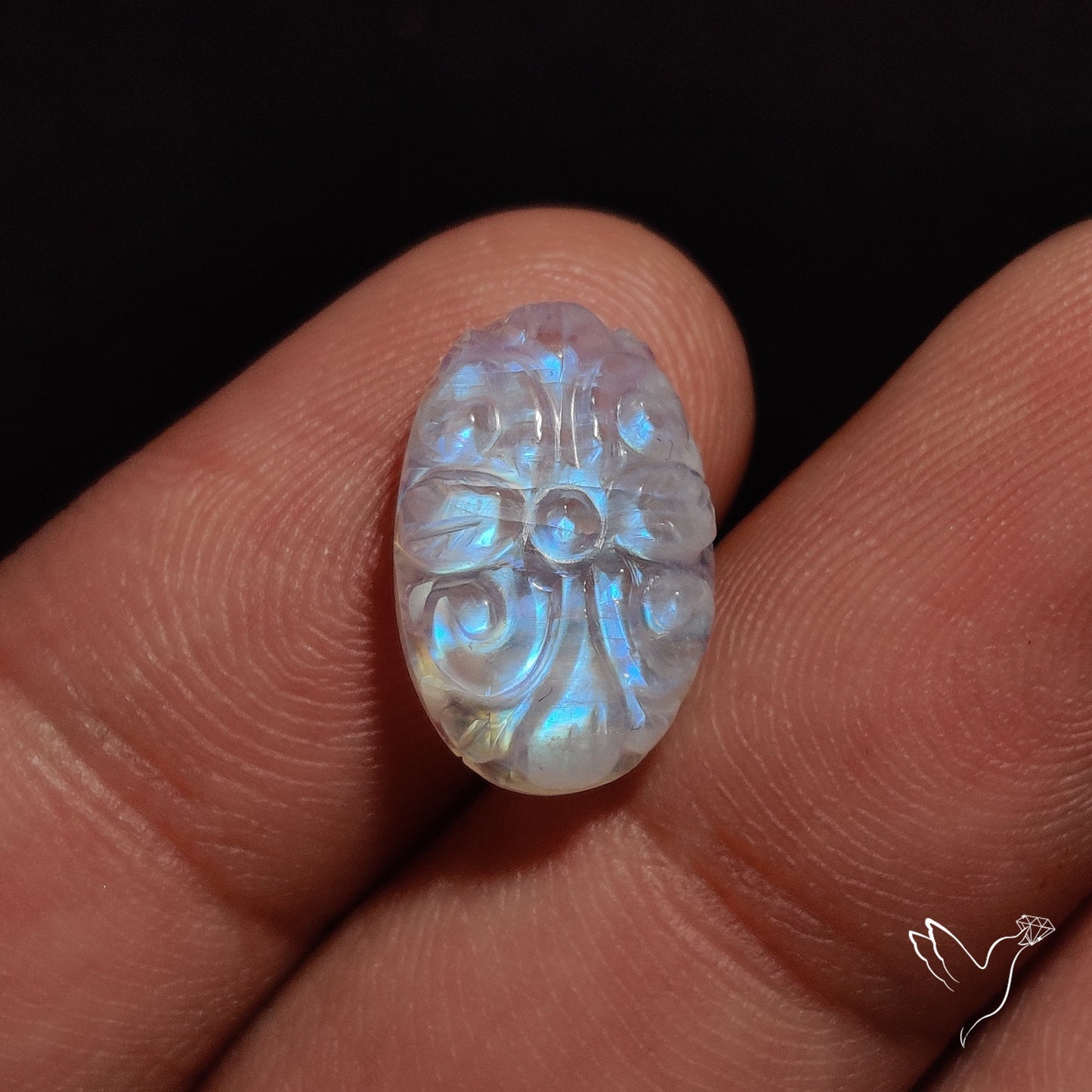 Rainbow Moonstone Mughal Carving