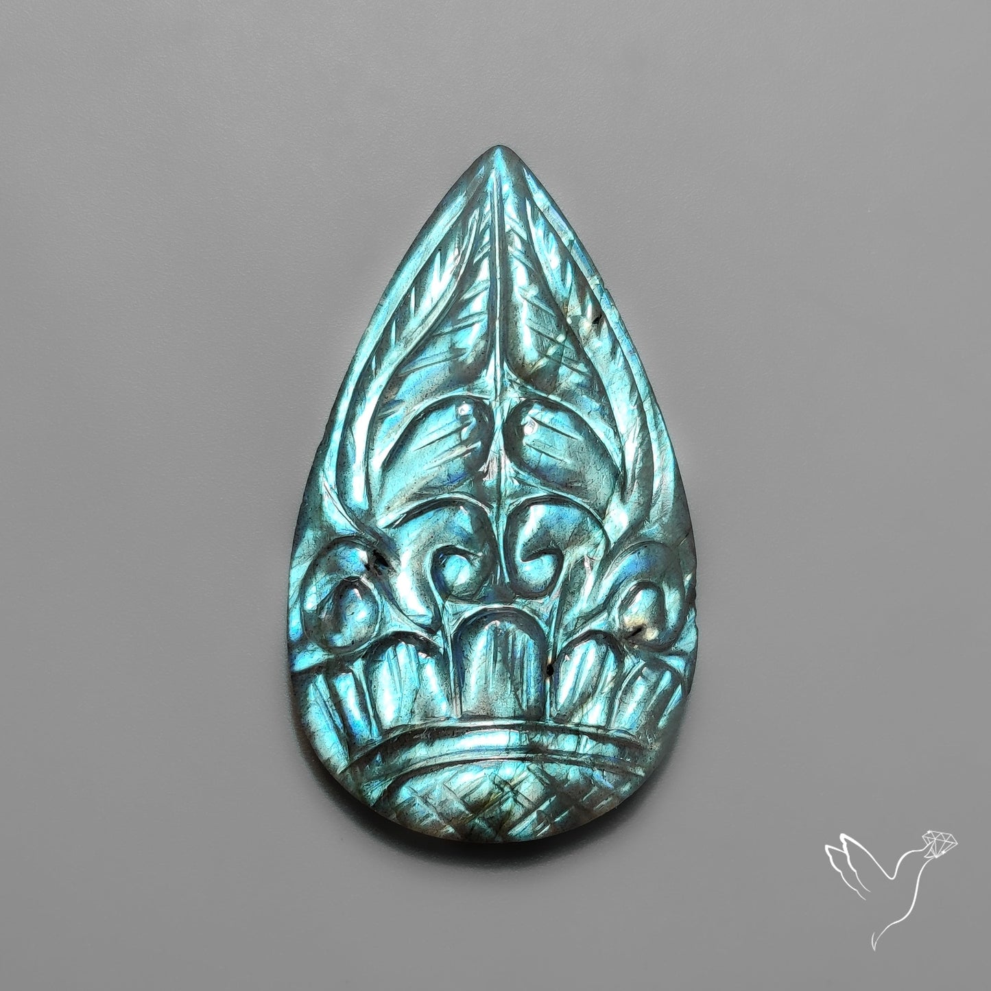 Labradorite Mughal Carving Table Faceted Back