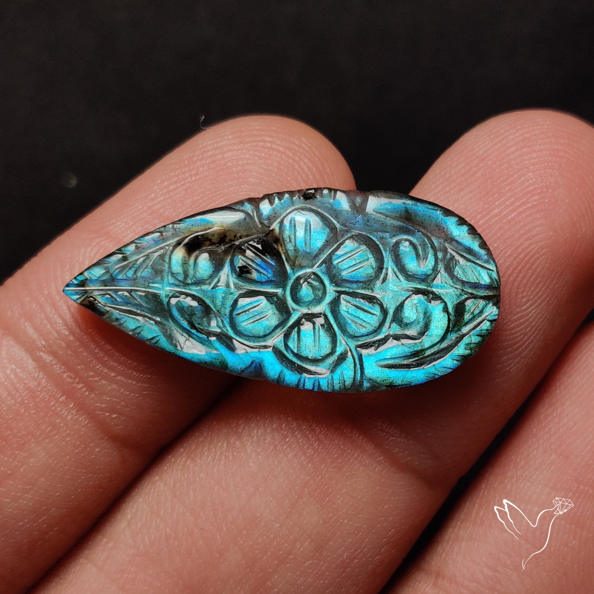 Labradorite Mughal Carving Handcarved