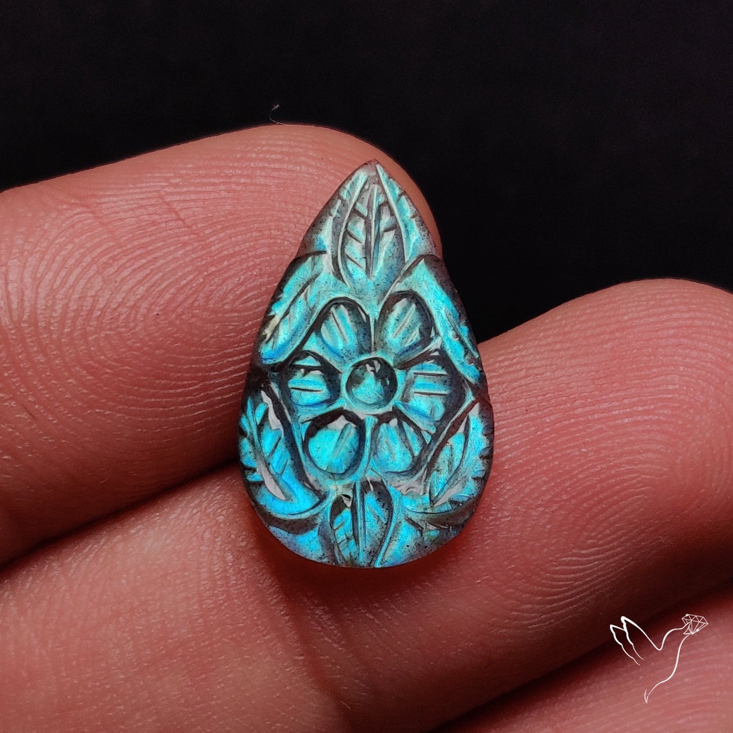 Labradorite Mughal Carving Handcarved