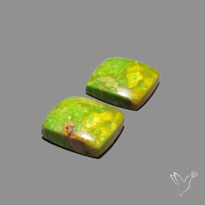 Gaspeite Pair