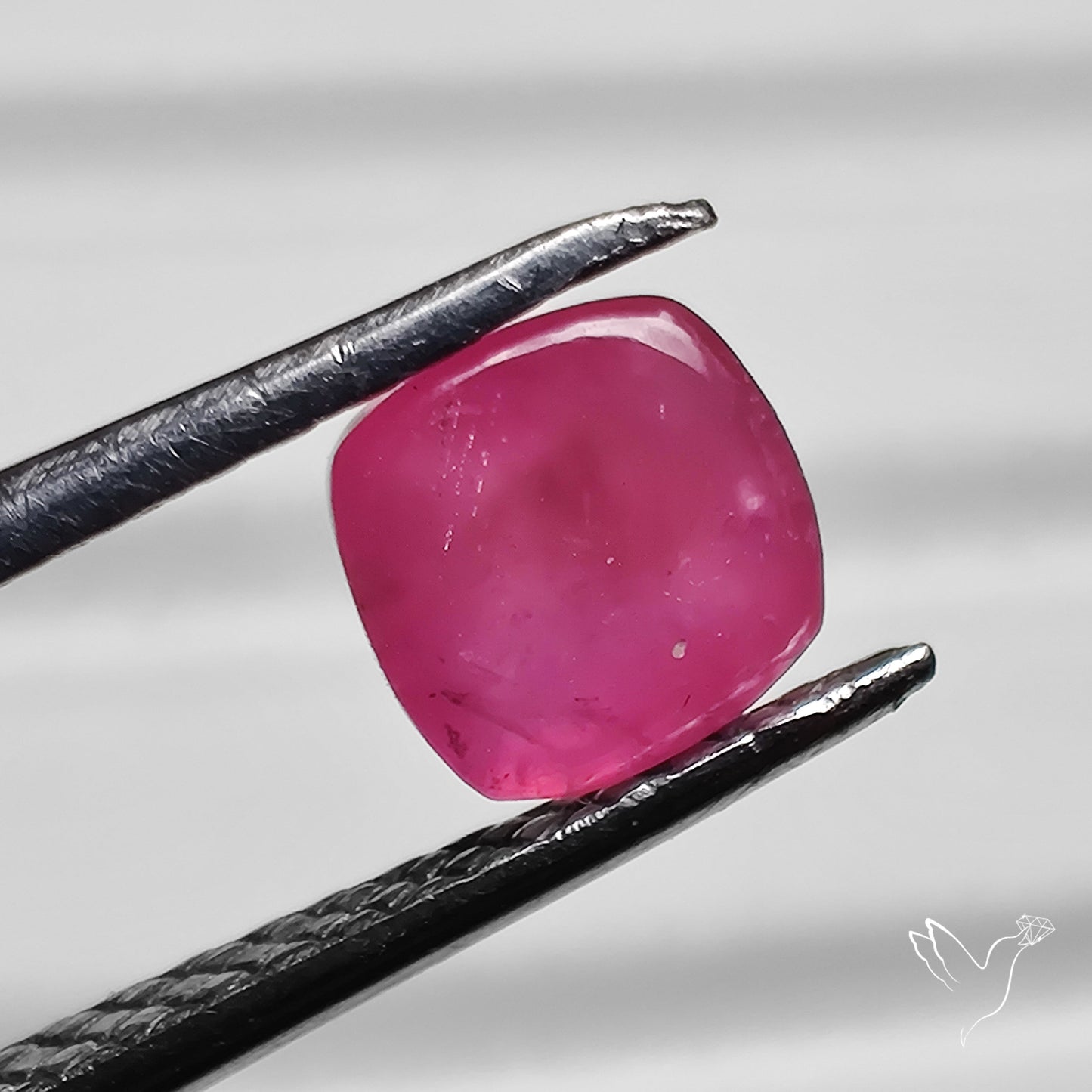 Chanthaburi Pink Sapphire Sugarloaf Cut