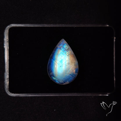 Rainbow Moonstone Cabochon High Grade