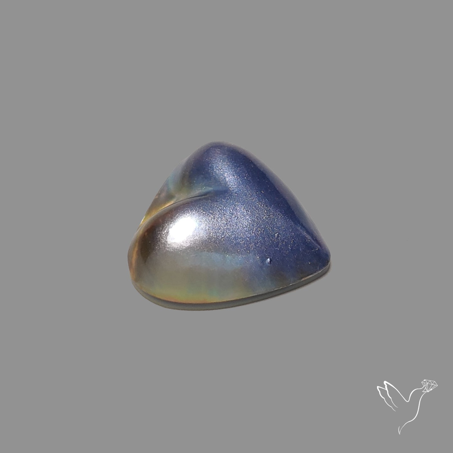 Coated Pearl Heart Carving