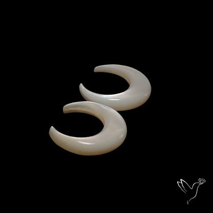 Mother Of Pearl Horn Crescents Pair White