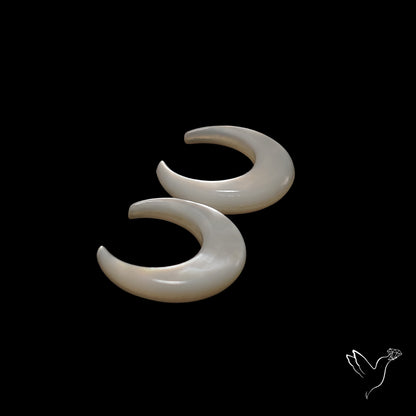 Mother Of Pearl Horn Crescents Pair White