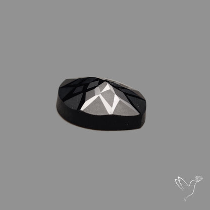 Precision Cut Black Spinel