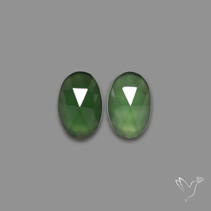 Rose Cut Gemmy Serpentine Pair