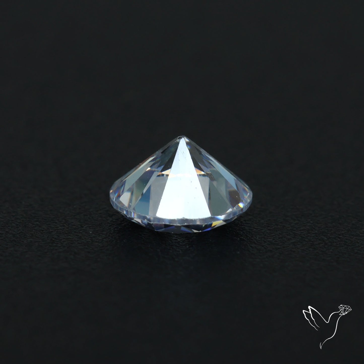 Faceted White Cubic Zirconia